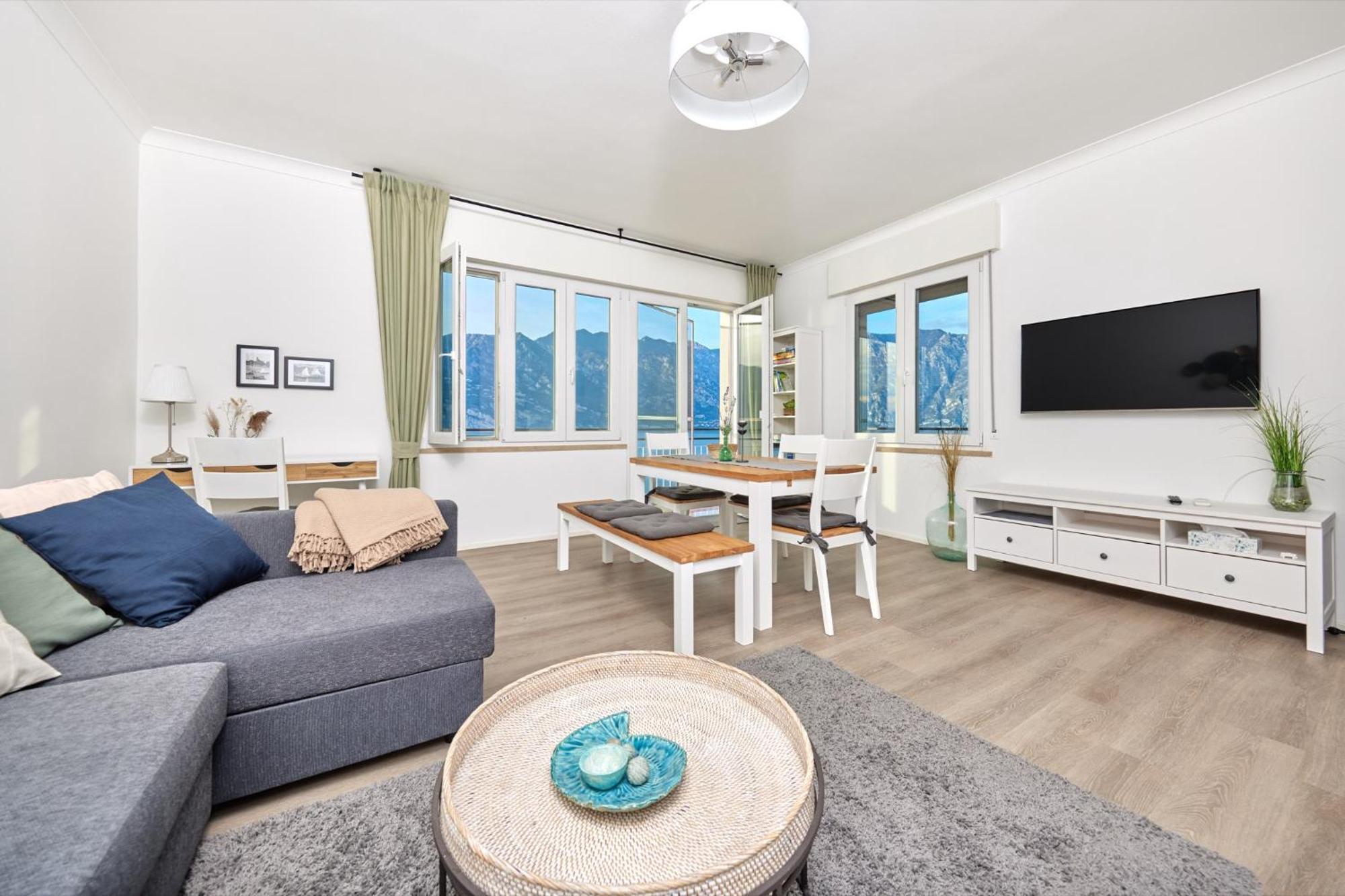 Lake View Luca Apartment Малчезине Екстериор снимка